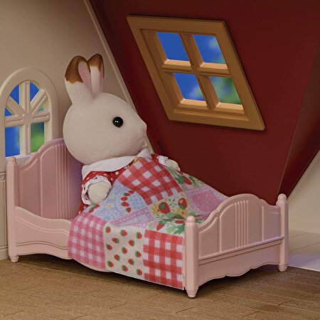 Sylvanian Families Kırmızı Çatılı Başlangıç Evi