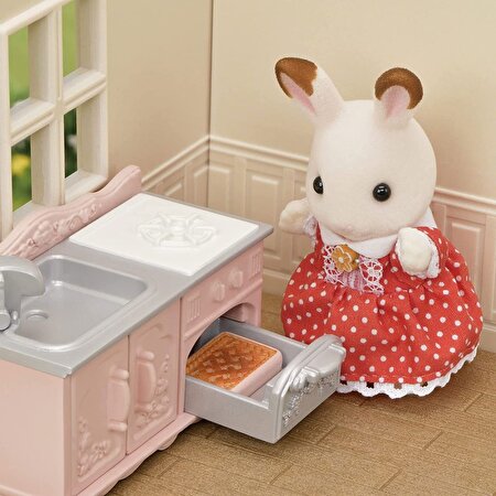 Sylvanian Families Kırmızı Çatılı Başlangıç Evi