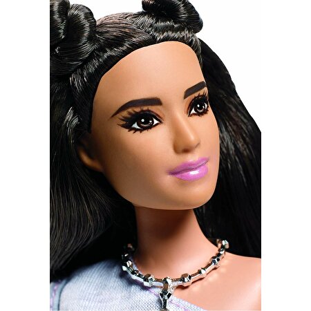 Barbie Büyüleyici Parti Bebekleri DYY95