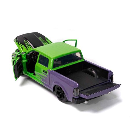1:24 Marvel Avengers 2014 RAM 1500 Model Araba ve Hulk Figür
