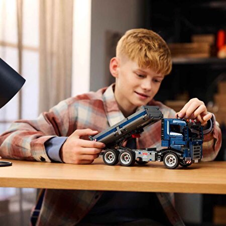 LEGO Technic Damperli Kamyon 42203