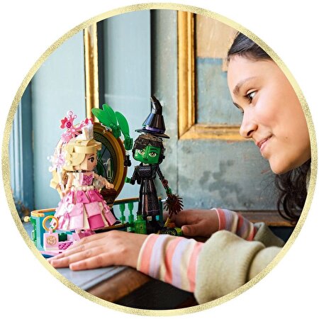 LEGO Wicked Elphaba ve Glinda Figürleri 75682