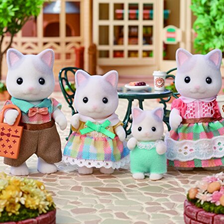 Sylvanian Families Latte Kedi Ailesi