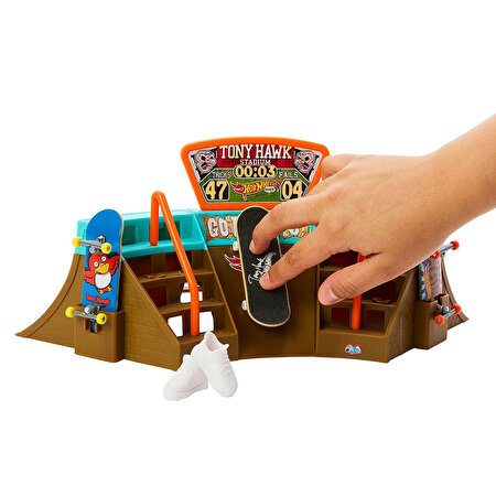 Hot Wheels Skate Parmak Kaykay Macerasına Başlangıç Seti Stadium Skatepark