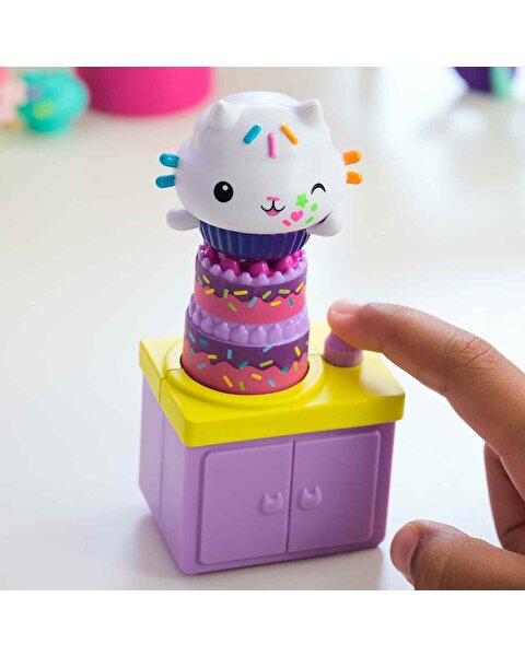 Gabby’s Dollhouse Cakey’in Doğum Günü
