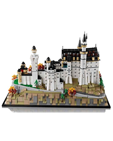 LEGO Architecture Neuschwanstein Şatosu 21063