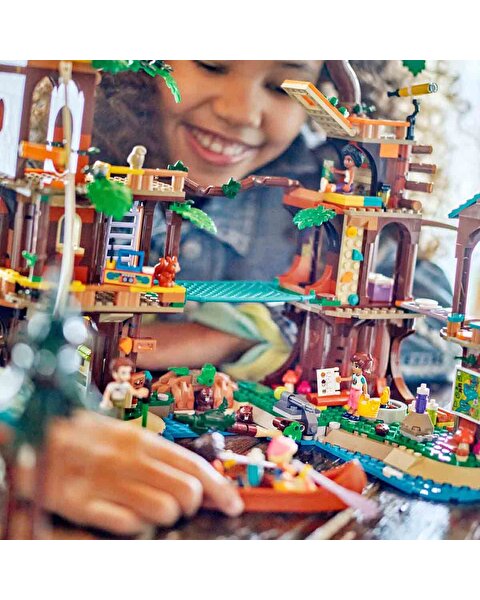 LEGO Friends Macera Kampı Ağaç Ev 42631