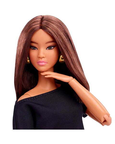 Barbie Basics İkonik Koleksiyon Bebeği Kumral JBH72