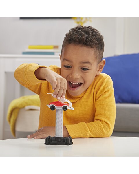 Play-Doh Çalışkan Çekici Kamyon E6690