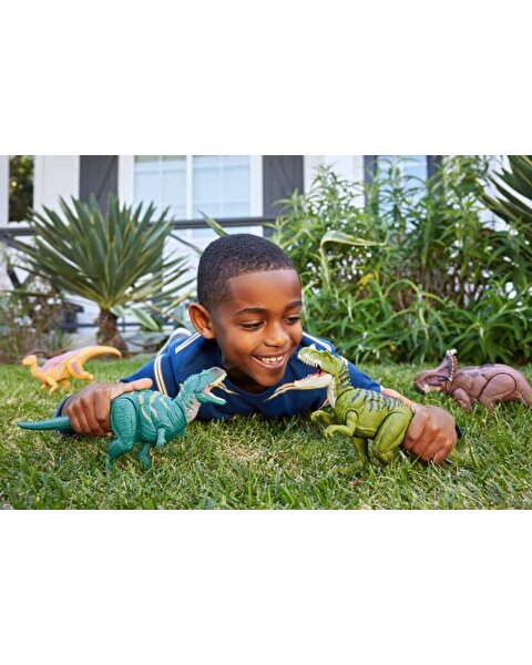 Jurassic World Kükreyen Dinozor Figürleri Ceratosaurus HTK74