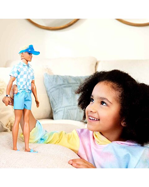 Barbie Plaj Günü Bebeği Ken HPL74