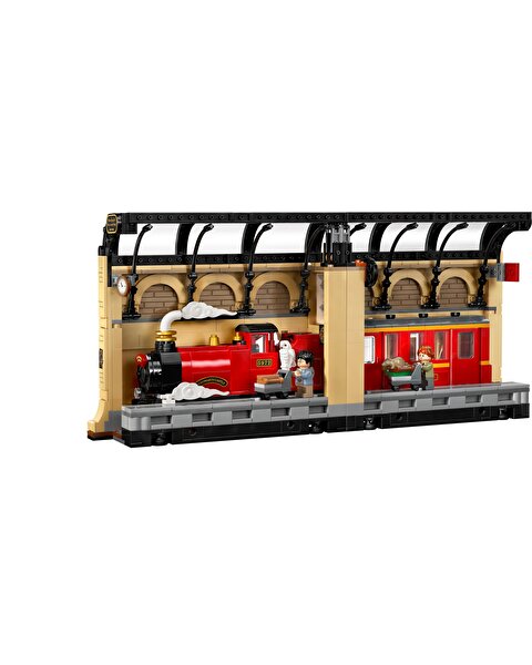 LEGO Harry Potter Kitaplık Dekoru: Hogwarts Ekspresi 76450