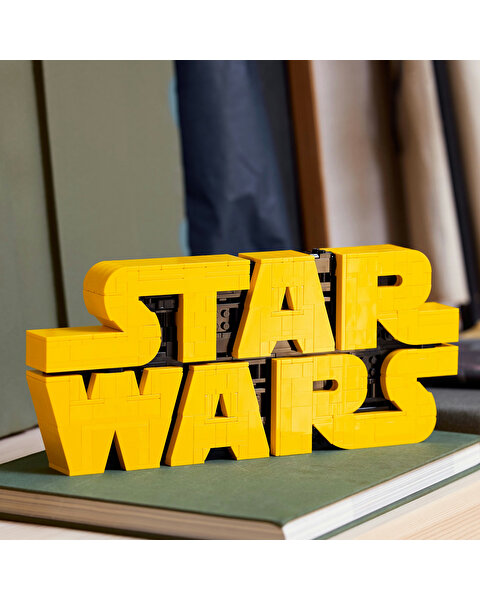 LEGO Parçalarla Yapılan Star Wars™ Logosu 75407
