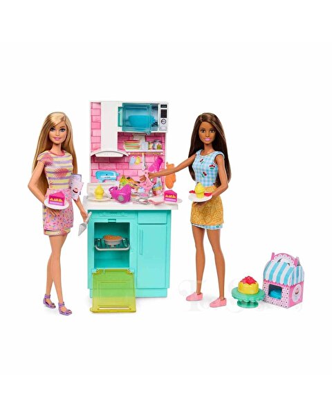 Barbie Brooklyn ve Malibu Pasta Yapıyor Oyun Seti HJY94
