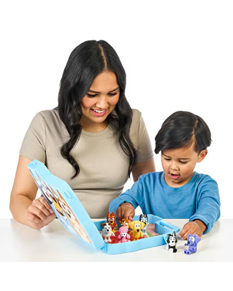 Bluey Deluxe Taşıma Çantası ve 8'li Figür Seti