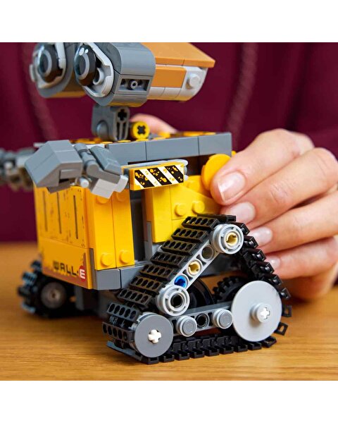 LEGO Disney Pixar WALL-E ve EVE 43279