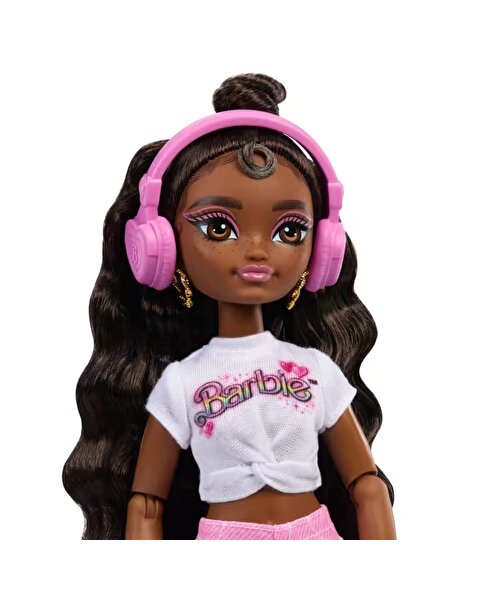 Barbie Dream Besties Paten Partisi Brooklyn Bebek ve Aksesuarları JFX97