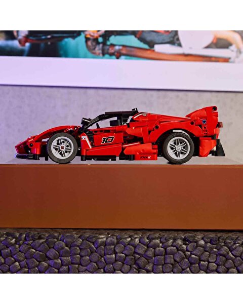 LEGO Technic Ferrari FXX K 42212