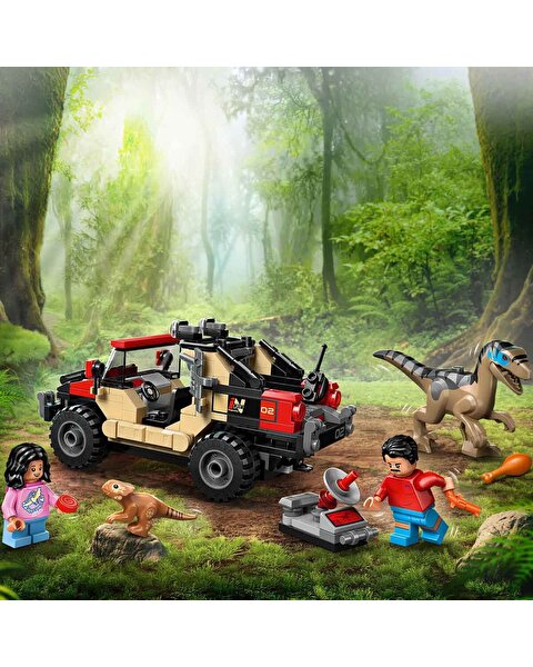 LEGO Jurassic World Raptor Arazi Kaçışı 76972
