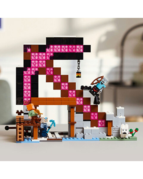 LEGO Minecraft Kazma Madeni 21277