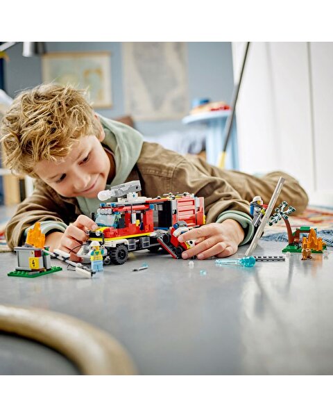 LEGO City İtfaiye Komuta Kamyonu 60374