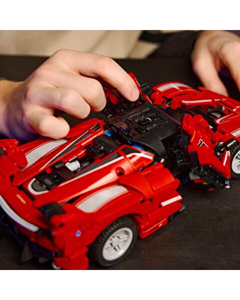 LEGO Technic Ferrari FXX K 42212