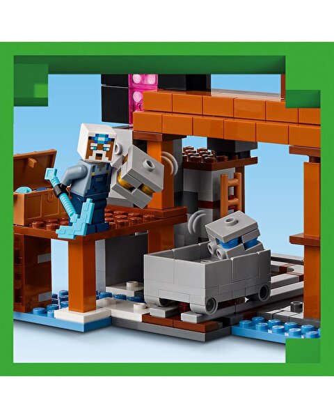 LEGO Minecraft Kazma Madeni 21277