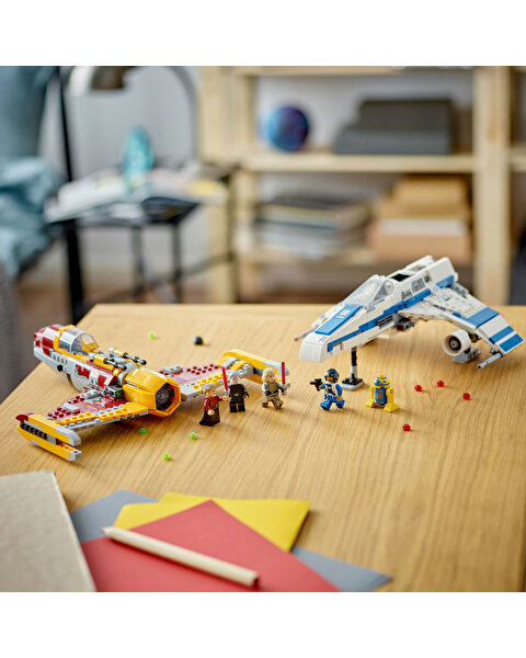 LEGO Star Wars Yeni Republic E-Wing Shin Hati’nin Starfighter’ına Karşı 75364