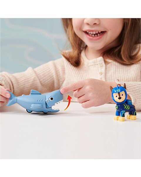 Paw Patrol Aqua Pups Rocky Sawfi̇sh Chase And Shark