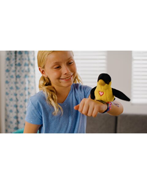 Happy Yappers Slap Bant Konuşan ve Taklit Eden Oriolus Papağan