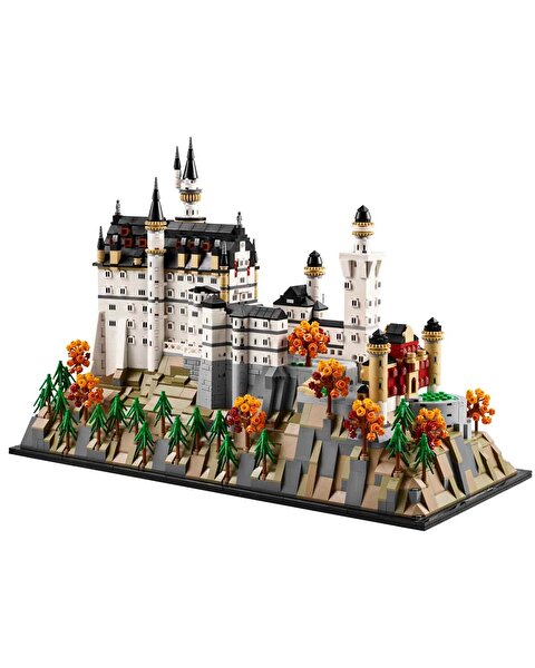 LEGO Architecture Neuschwanstein Şatosu 21063