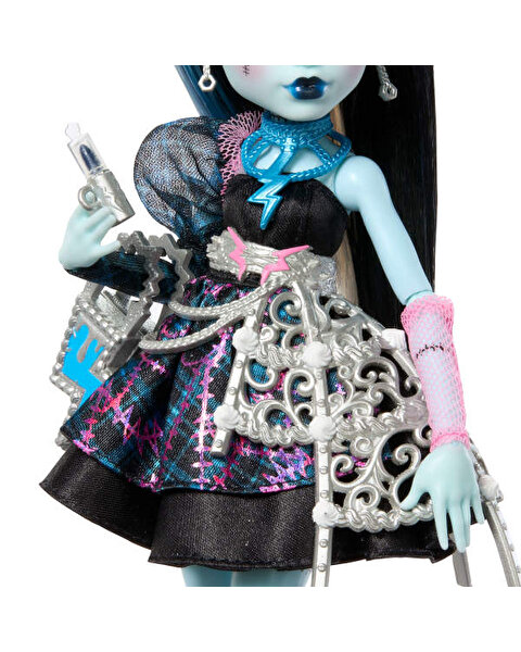 Monster Hi̇gh Havalı Doğum Günü Seri̇si̇ Frankiestein JBG75