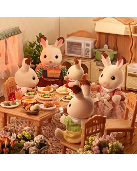 Sylvanian Families Çikolata Kulaklı Tavşan Ailesi