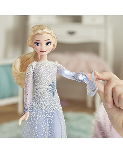 Disney Frozen 2 Sihirli Güçleriyle Elsa E8569