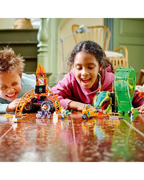 LEGO City Çift Çemberli Gösteri Arenası 60339