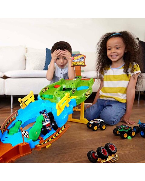 Hot Wheels Monster Trucks Heyecanlı Yarışlar Oyun Seti HGV12