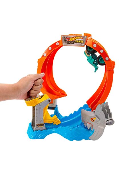 Hot Wheels Monster Trucks Köpekbalığı Oyun Seti JFR08