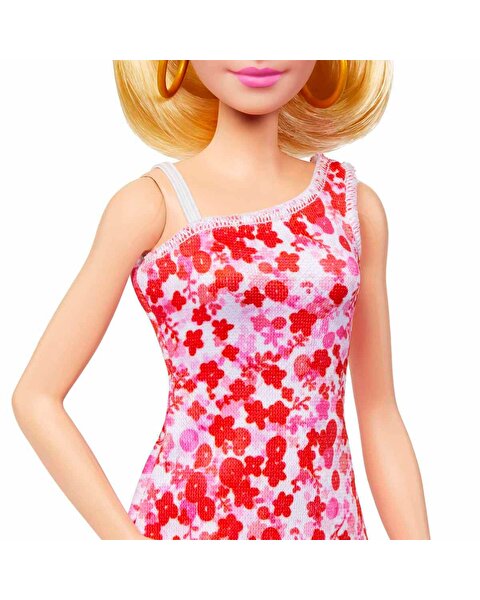 Barbie Fashionistas Bebeği HJT02