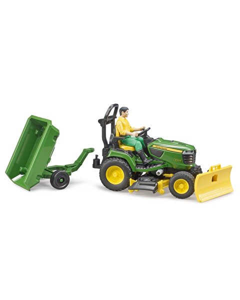 Bruder John Deere Çim Biçme Traktörü ve Bahçıvan