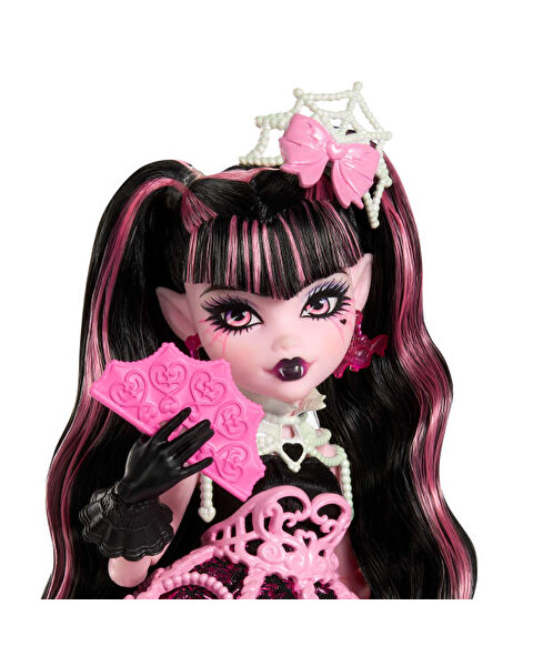 Monster Hi̇gh Havalı Doğum Günü Seri̇si̇ Draculaura JBG74