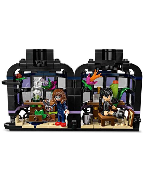 LEGO Wednesday Siyah Yıldız Çiçeği 76784