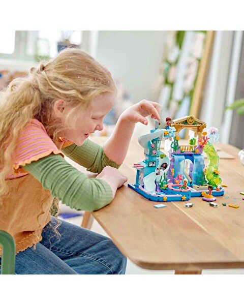LEGO Friends Heartlake City Su Parkı Oyun Seti 42630