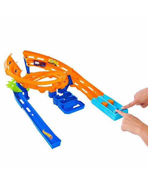 Hot Wheels İkili Yarış ve Akrobasi Pisti HTK17