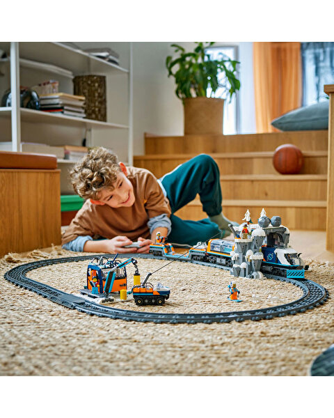 LEGO City Kaşiflerin Kuzey Kutbu Ekspres Treni 60470