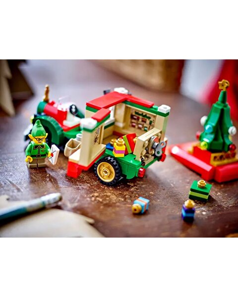 LEGO Iconic Noel Baba’nın Dağıtım Kamyon 40746