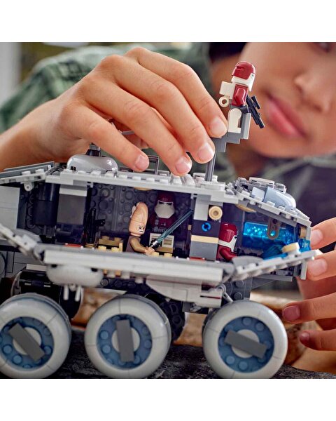 LEGO Star Wars: Klon Savaşları Cumhuriyet Juggernaut 75413