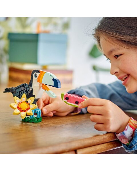 LEGO Creator 3 in 1 Vahşi Hayvanlar: Tropikal Tukan Kuşu 31173