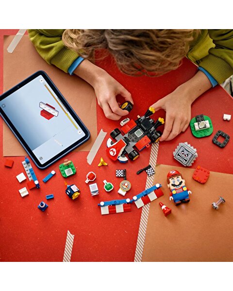 LEGO Super Mario Mario Kart – İnteraktif LEGO Mario ve Standard Kart 72043