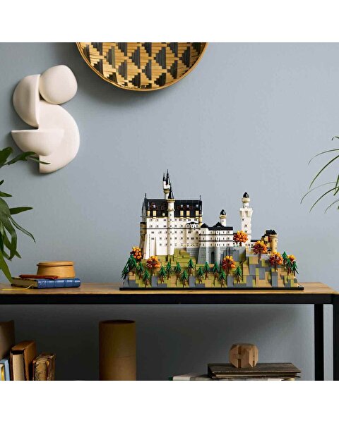 LEGO Architecture Neuschwanstein Şatosu 21063