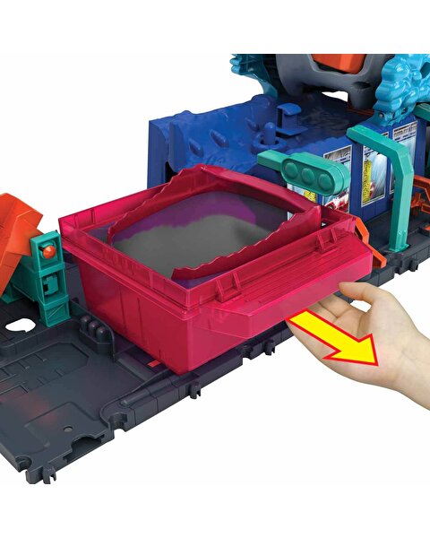 Hot Wheels Şehri Muhteşem Köpek Balığı Araba Yıkama Oyun Seti HTN82